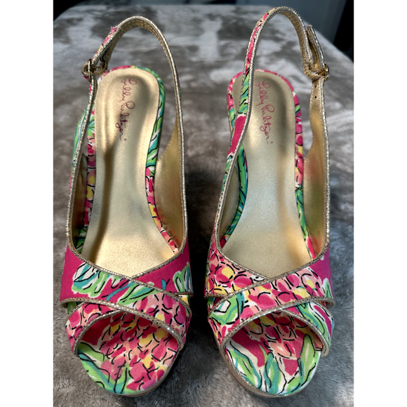 Lily Pulitzer Classic Pink Floral Canvas Gold Peep Toe Wedges Womens Size 8 - Picture 1 of 9